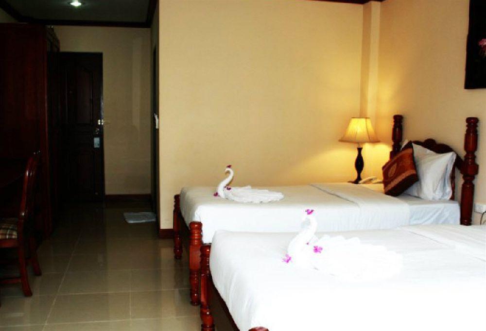 Pranang Flora House Hotel Ao Nang Exterior photo