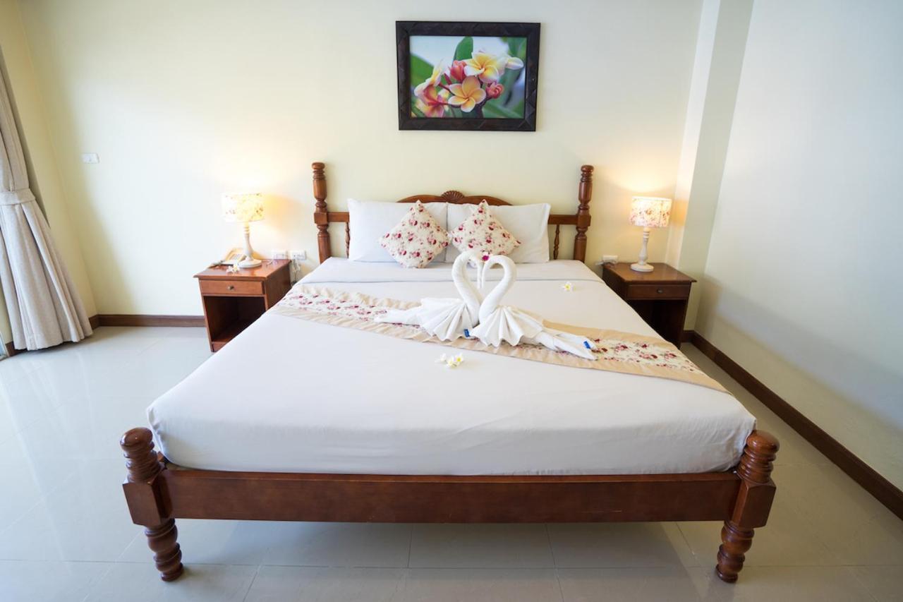 Pranang Flora House Hotel Ao Nang Exterior photo